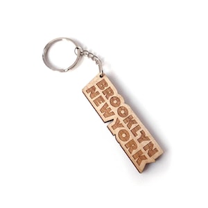 Houten Brooklyn Sleutelhanger | Brooklyn Sleutelhanger | Lasersnijden | NYC Sleutelhanger