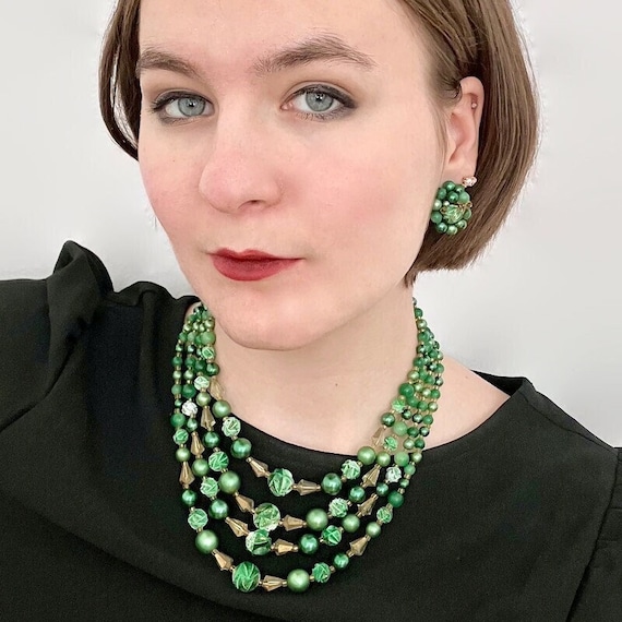 Vintage Green and Gold Beaded Jewelry Set