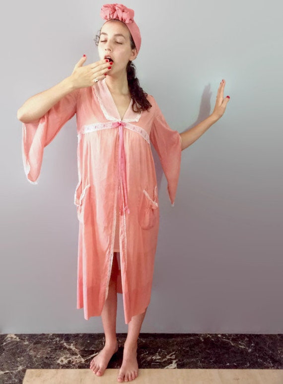 Vintage Coral Silk Robe - image 3