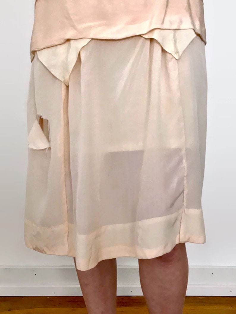 Antique 1920/'s Champagne Pink Silk Dress