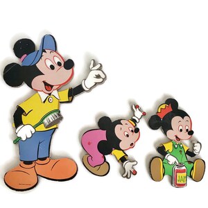 Conjunto de decoração de parede vintage da Disney | Mickey Mouse com sobrinhos | Arte de papelão dos anos 1960 | Morty & Monty Fieldmouse | Decoração de berçário