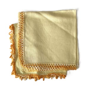 Vintage Yellow Linen Handkerchiefs | Hand-Crocheted Edges | Fountain Corner Design | Mid-Century Unused Hankies Set