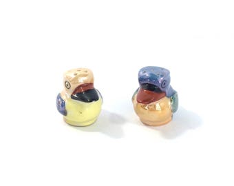 Vintage Lusterware Toucan Salt & Pepper Shakers: Iridescent Bird Decor