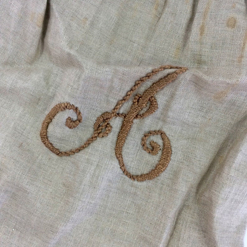 Antique Monogram Linen Drawstring Bag image 2