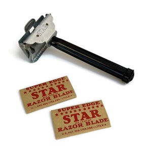 Vintage Star Super Edge Safety Razor: Mid-Century Men&#39;s Grooming with Unused Blades