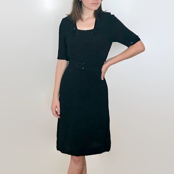Vintage 1940s Black Sequin Belted Dress - image 6
