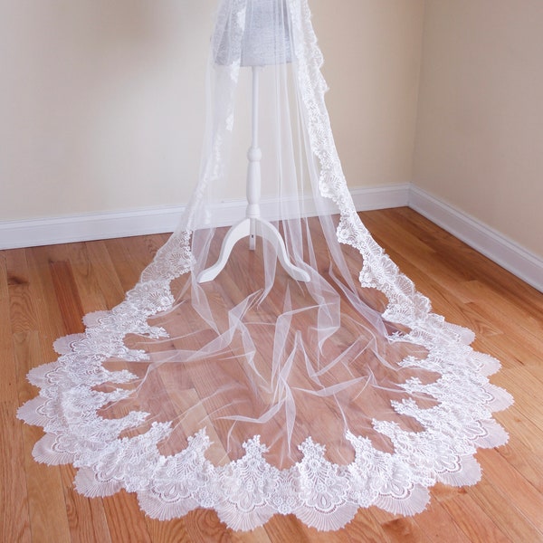 Chantilly Eyelash Lace Veil | French Lace Veil | Modern Lace Wedding Veil | Eyelash Lace Veil | Chapel Veil | Cathedral Veil | Ivory Veil