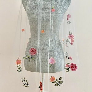 floral veil short veil with floral appliques couture elbow length veil fingertip length veil