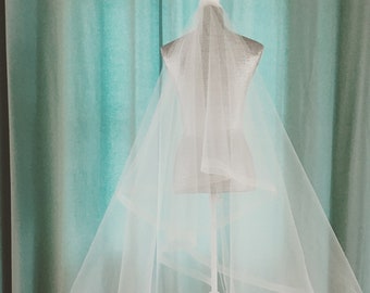 Cascading horsehair veil, cascading cut style veil, horsehair veil, two tier veil with horsehair edge