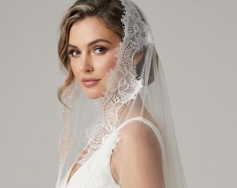 Floral Embroidered Chantilly Lace Wedding Veil: One Tier Mantilla