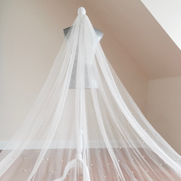 Scattered Pearl Soft Veil | Chapel Veil | Cathedral Veil | Fingertip Veil | Bridal Veil with Pearls | Two Tier Veil | Single Tier Veil
