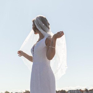 veil with pearls and flowers one tier veil chapel pearl veil cathedral veil with pearls white veil fingertip veil couture modern veil