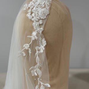 Lace Edge Juliet Cap Wedding Veil