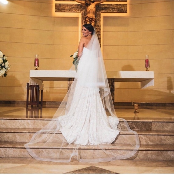 Horsehair Edge Bridal Veil: Soft Illusion Tulle, Handmade in  display picture 1