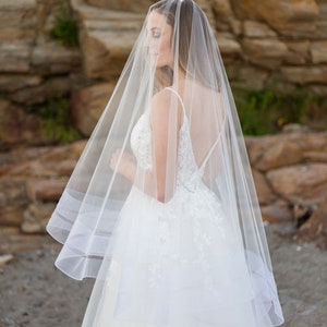 Drop Wedding Veil, Double Trim Horsehair Veil, 2 inch HorseHair Wedding Veils, Short Veil, Edge Veil image 1