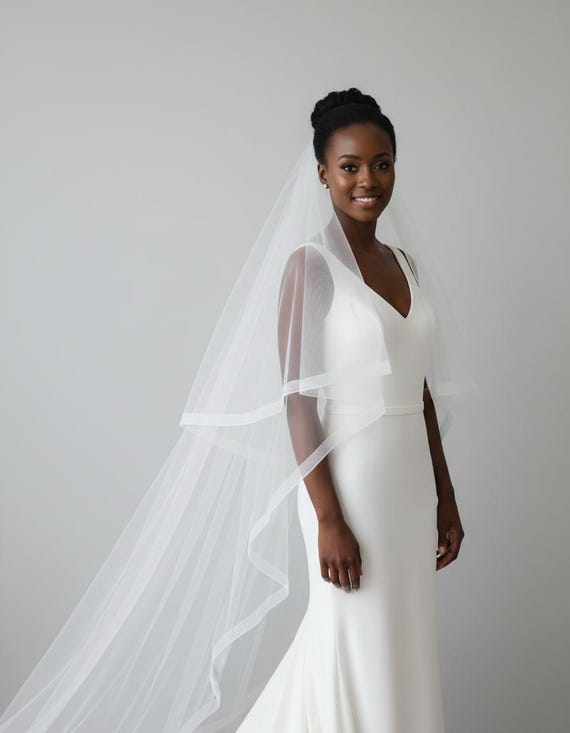 Cascading Horsehair Wedding Veil: Light Ivory Bridal Tulle  display picture 1