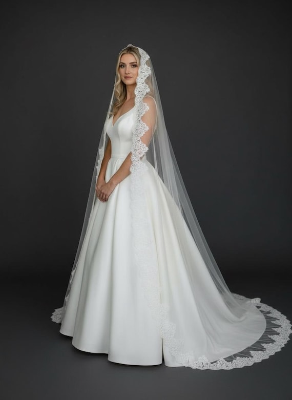 Alencon Lace Mantilla Cathedral Wedding Veil - Etsy Israel display picture 1