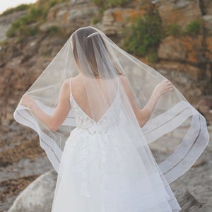 Drop Wedding Veil, Double Trim Horsehair Veil, 2 inch HorseHair Wedding Veils, Short Veil, Edge Veil image 2