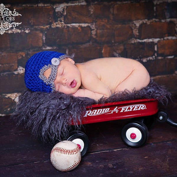 Crochet Newborn Backwards Baseball Cap/Baseball Hat/Crochet Newborn Photography Prop/Infant Halloween Costume/Baby Shower Gifts