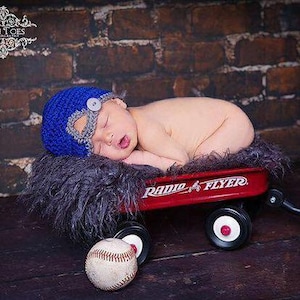 Crochet Newborn Baseball Cap, Backwards Style, Photo Prop (0-3 Months)