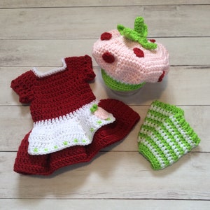 Crochet Strawberry Shortcake Set/Newborn Photography Prop/Infant Halloween Costume/Baby Shower Gift/Cake Smash Session/Strawberry Patch