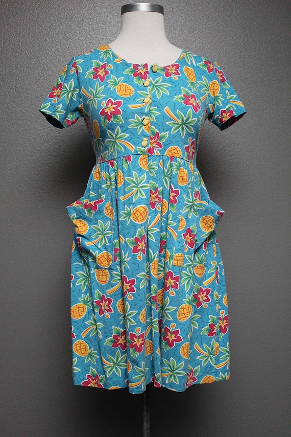 FKVintage 1990s Baby Doll Floral Beach Dress by Ca