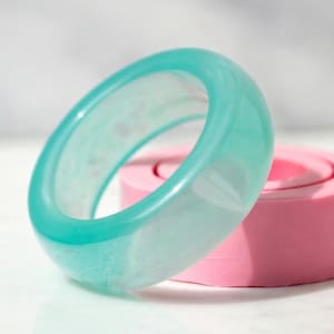 チャンキーバングルシリコンモールド、直径64mm、丸型ブレスレット樹脂モールド、エポキシ樹脂用大型ブレスレットモールド、透明シリコンジュエリーモールドMB36