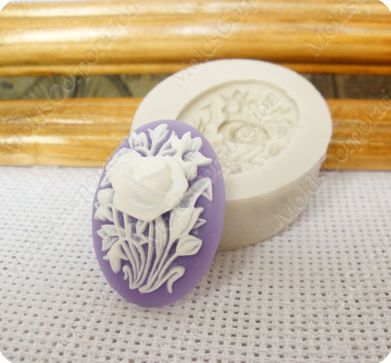 Flowers mold Pendant Mold \u041c42* Resin Molds Wax Cameo Mould Flexible Soap Fondant Food Safe Molds Polymer Clay Silicone Mold