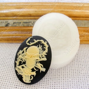 Scull cameo mold, Pendant silicone mold, Cabochon mold, Epoxy Resin mold, Polymer clay mold,  Food safe mold, Chocolate candy mold, DIY mold