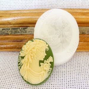 Silikonform Viktorianische Dame, 40 x 30 mm, für Polymer-Clay, lebensmittelechte Form, für Epoxidharz, Seife, Fondant, Wachs, Anhänger, Fimoform, М8/7