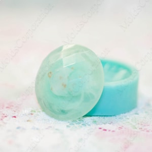 Faceted round Cabochon silicon mould, Lens Mold Pendant Mold, Earrings Mold, Ring Mold, For Epoxy Resin, Resin jewelry, Clear mold, ML11