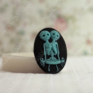 Cameo silicone mold, Cabochon mold, Resin mold, Polymer clay mold, Pendant mold, Skeleton mold, Food safe mold Chocolate candy mold DIY mold