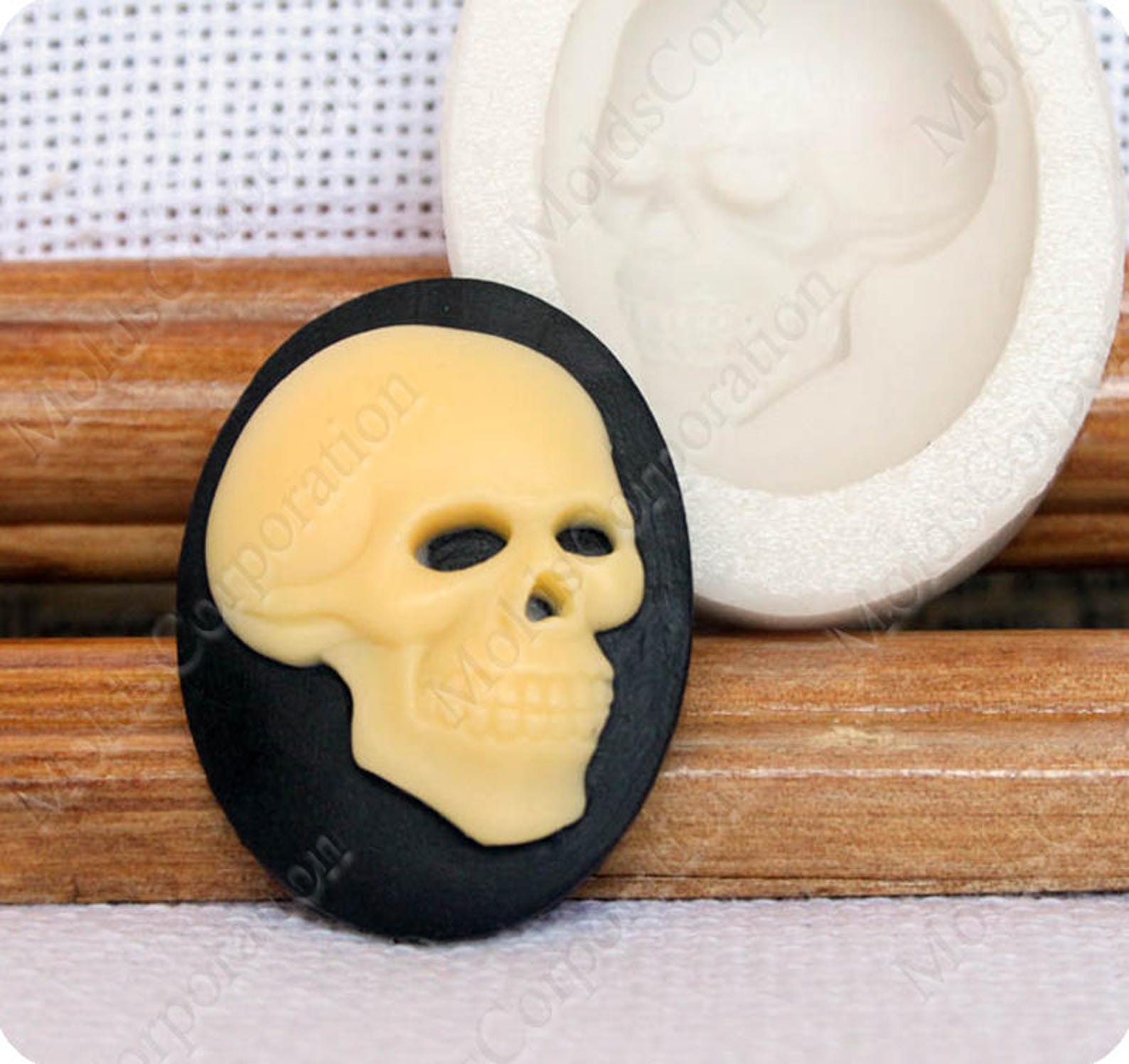 Cameo Mould Skull Skeleton Silicone Mold Flexible Polymer | Etsy