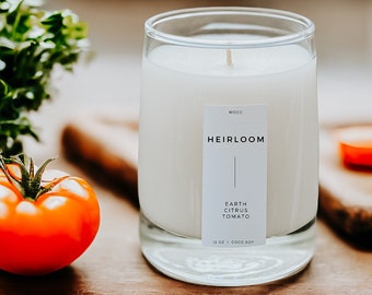 Vela de tomate HEIRLOOM, regalos sostenibles para jardineros, decoración estilo cottagecore, huele a plantas de tomate, hierbas de romero y albahaca, estilo rústico único.