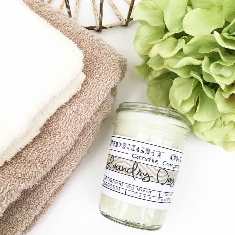 Handmade Laundry Scented Soy Candle | Fresh Cotton Mason Jar Candle image 2