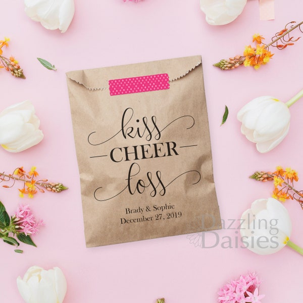 Kiss cheer toss bags - Wedding petal toss bag - Confetti bags - Flower petal bags - Petal bag