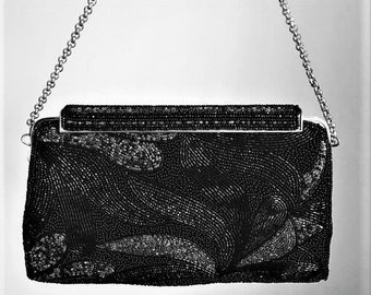 Elegant Black and White Beaded Vintage Evening Purse