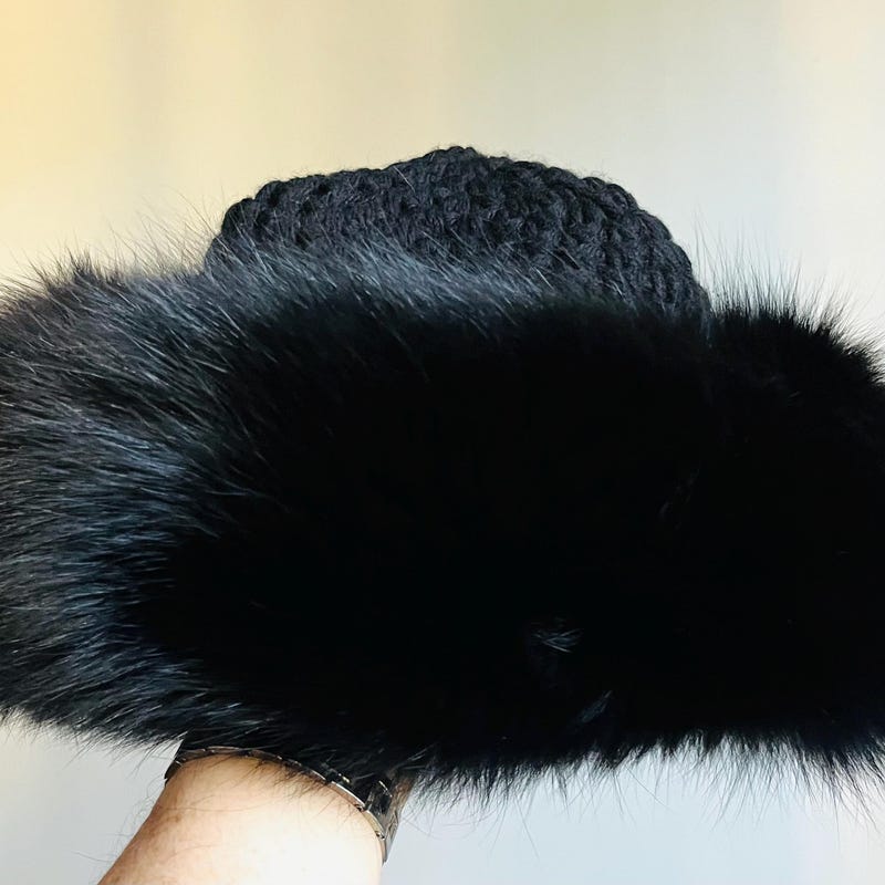 Vintage Fur Hat / BLACK