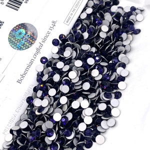 1440 pieces - Purple Velvet (20490) Preciosa MC Chaton Rose MAXIMA Flatbacks No-Hotfix Crystal Rhinestones Factory Pack Nail Art