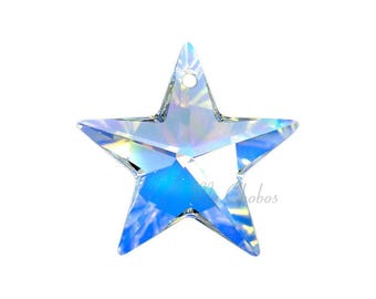 May include: A clear, faceted crystal star pendant with a hole for hanging. The star has an iridescent finish, reflecting blue, purple, and green. This decorative star is suitable for jewellery making or festive decorations.