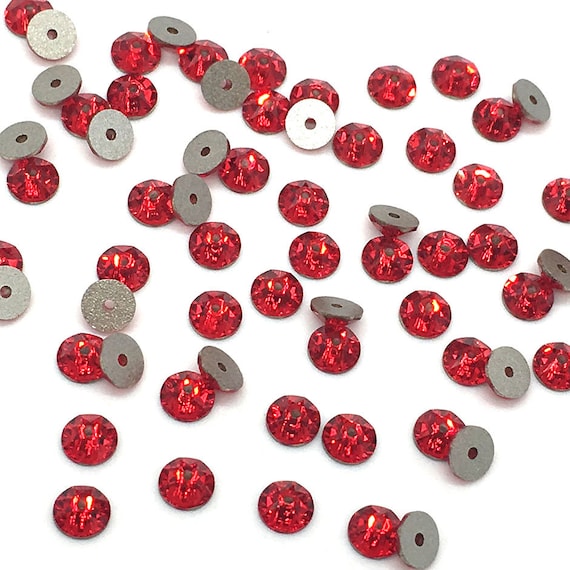 Light Siam (227) Red Crystal Swarovski 3188 XIRIUS Lochrose Round