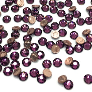 Amethyst (204) Swarovski 2078 XIRIUS / 2038 XILION Flatbacks HOTFIX Iron-on Rhinestones violet purple * Pick Size & Quantity