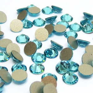 Swarovski 2058 Crystal Flatback No-Hotfix Strass Turchese Chiaro (263) (ss5, ss7, ss9) Nail Art verde acqua ** Nessuna tariffa per gli Stati Uniti