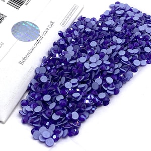 144 pieces - Crystal Neon Violet Preciosa MC Chaton Rose MAXIMA Flatback No-Hotfix Rhinestones Nail Art * Pick Size * No Tariffs to US