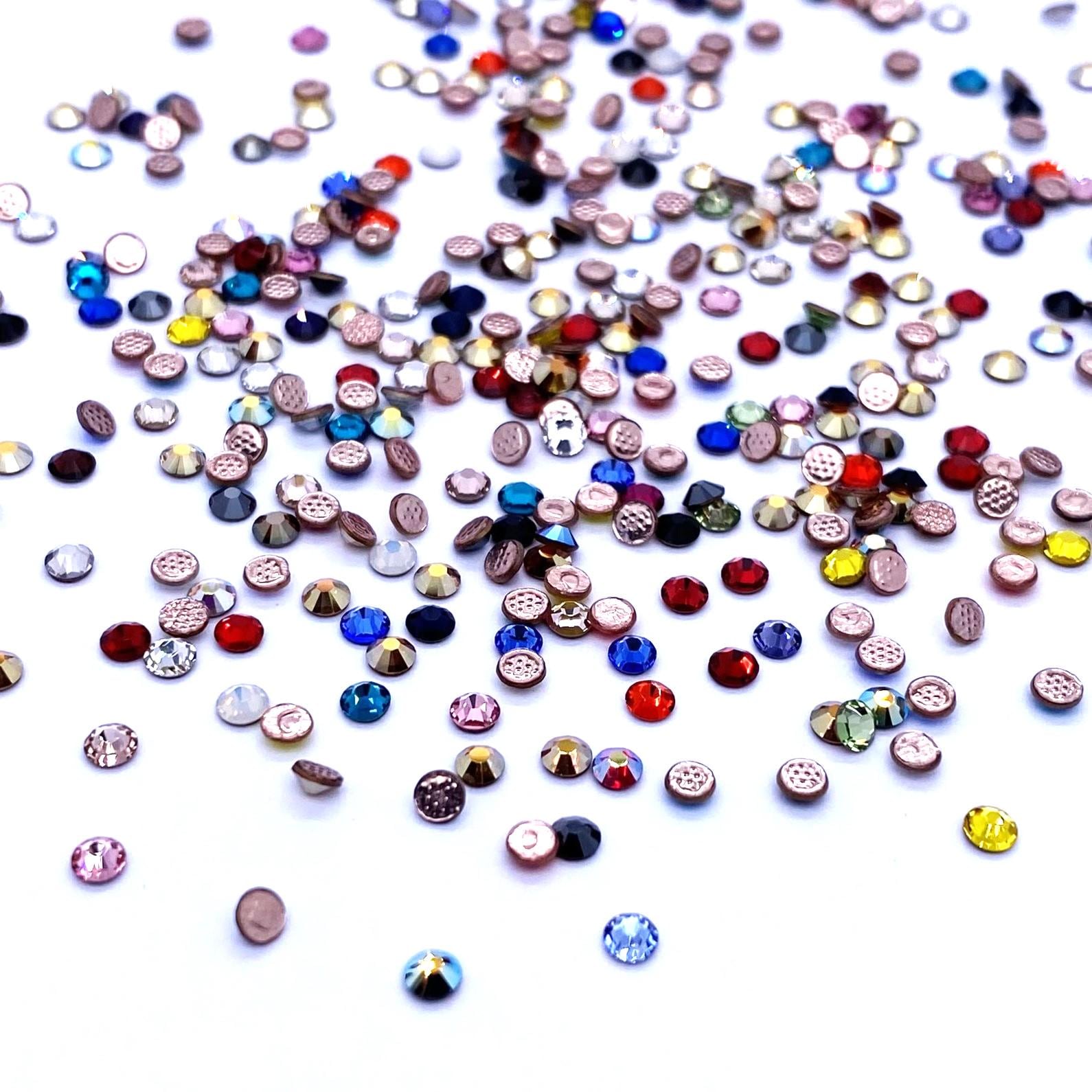 スワロフスキー グロスパック 2038 Crystal SS8 Hotfix Assorted Mixed Colors Swarovski 2038 Crystal Flatbacks HOTFIX Iron