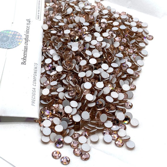 Preciosa Maxima Round Flatback Rhinestone for Nail Art / Pink