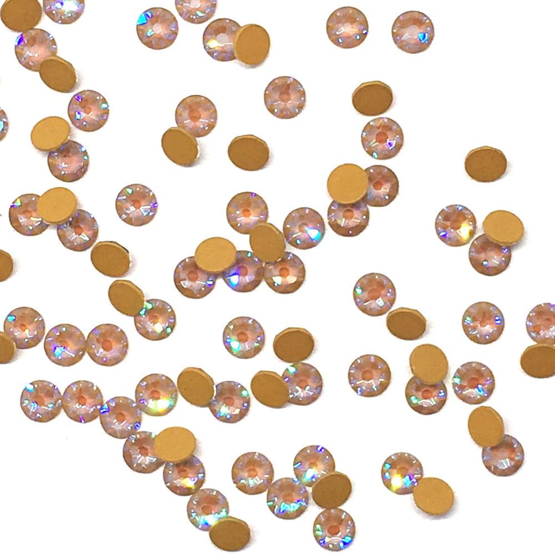 Swarovski Rhinestone Card Crystal Ochre Delite (001 L131D) Swarovski 2088 XIRIUS 16ss Flatbacks ...