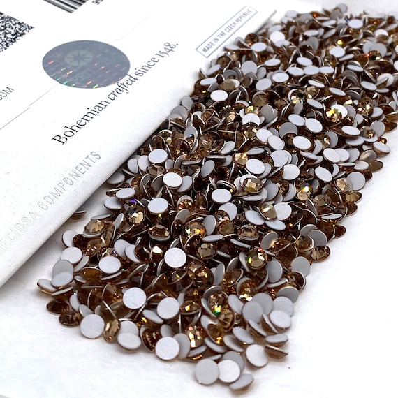 144 Pieces Light Colorado Topaz (10330) Preciosa MC Chaton Rose