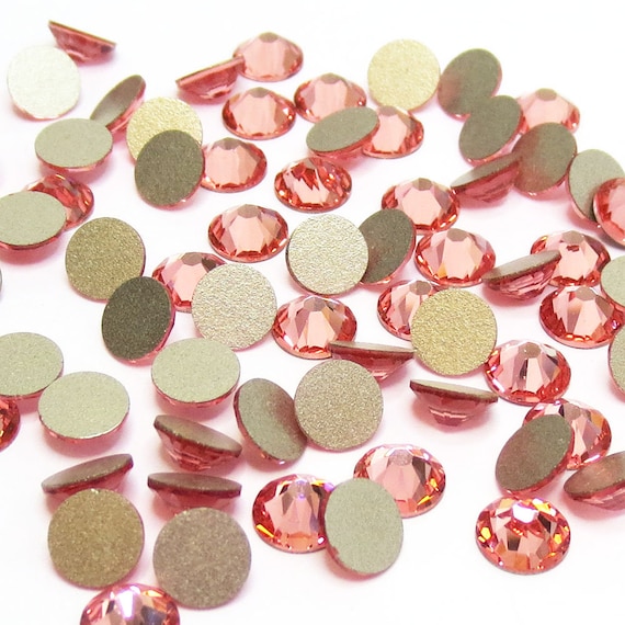 Rose Peach (262) Swarovski 2088 XIRIUS 30ss Crystal Flatback No