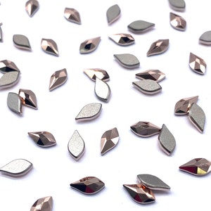 8 pcs - Swarovski 2205 Flame Flatbacks No-Hotfix 7.5mm nail art rhinestones CRYSTAL Rose Gold (001 ROGL) * No Tariffs to US